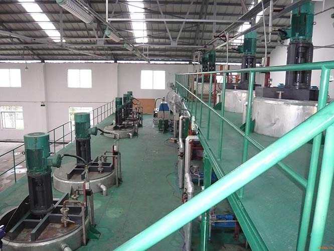 pvc管道管件膠車間